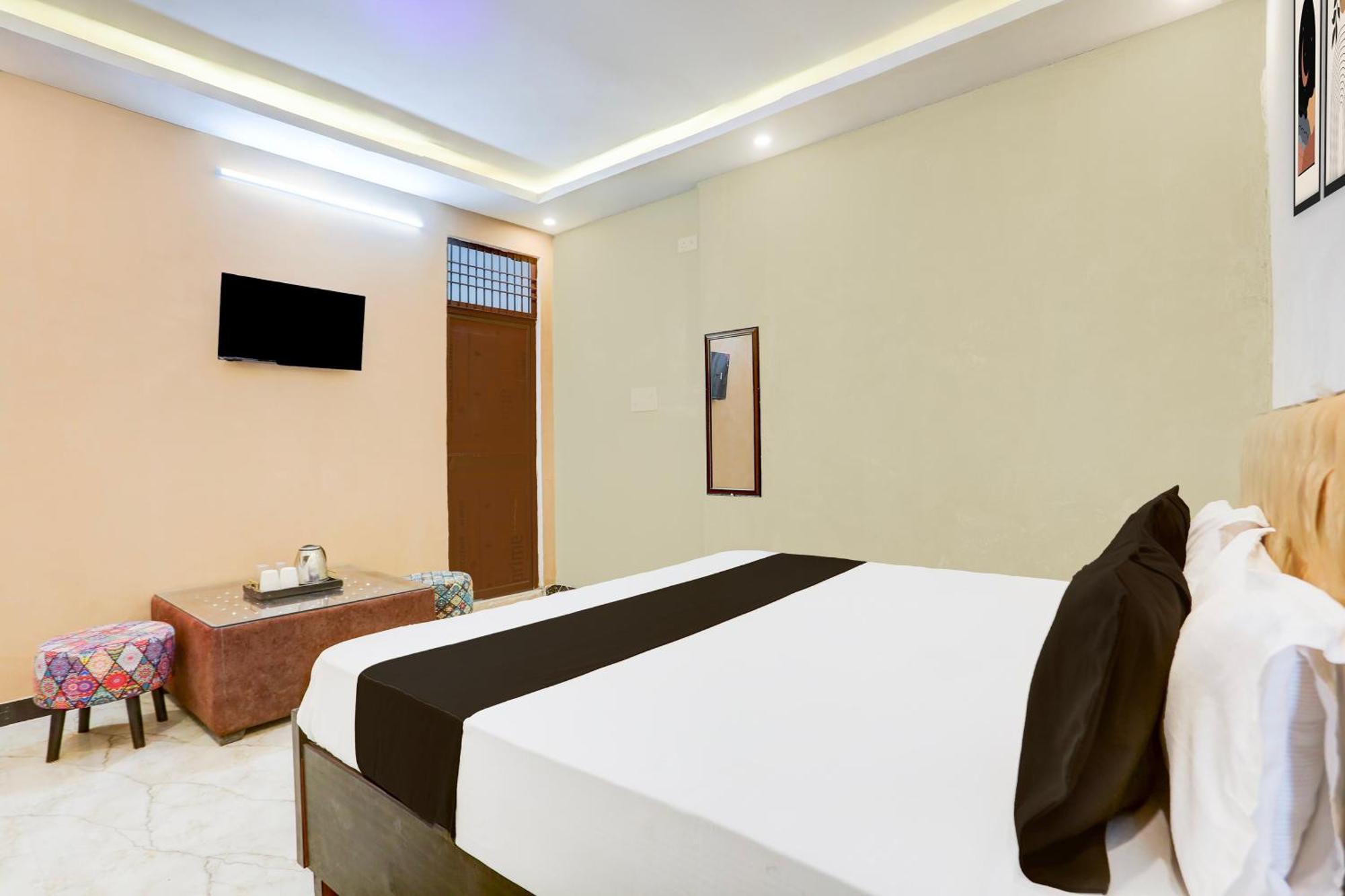 Hotel O Ratna Hotel And Restaurant Аллахабад Экстерьер фото
