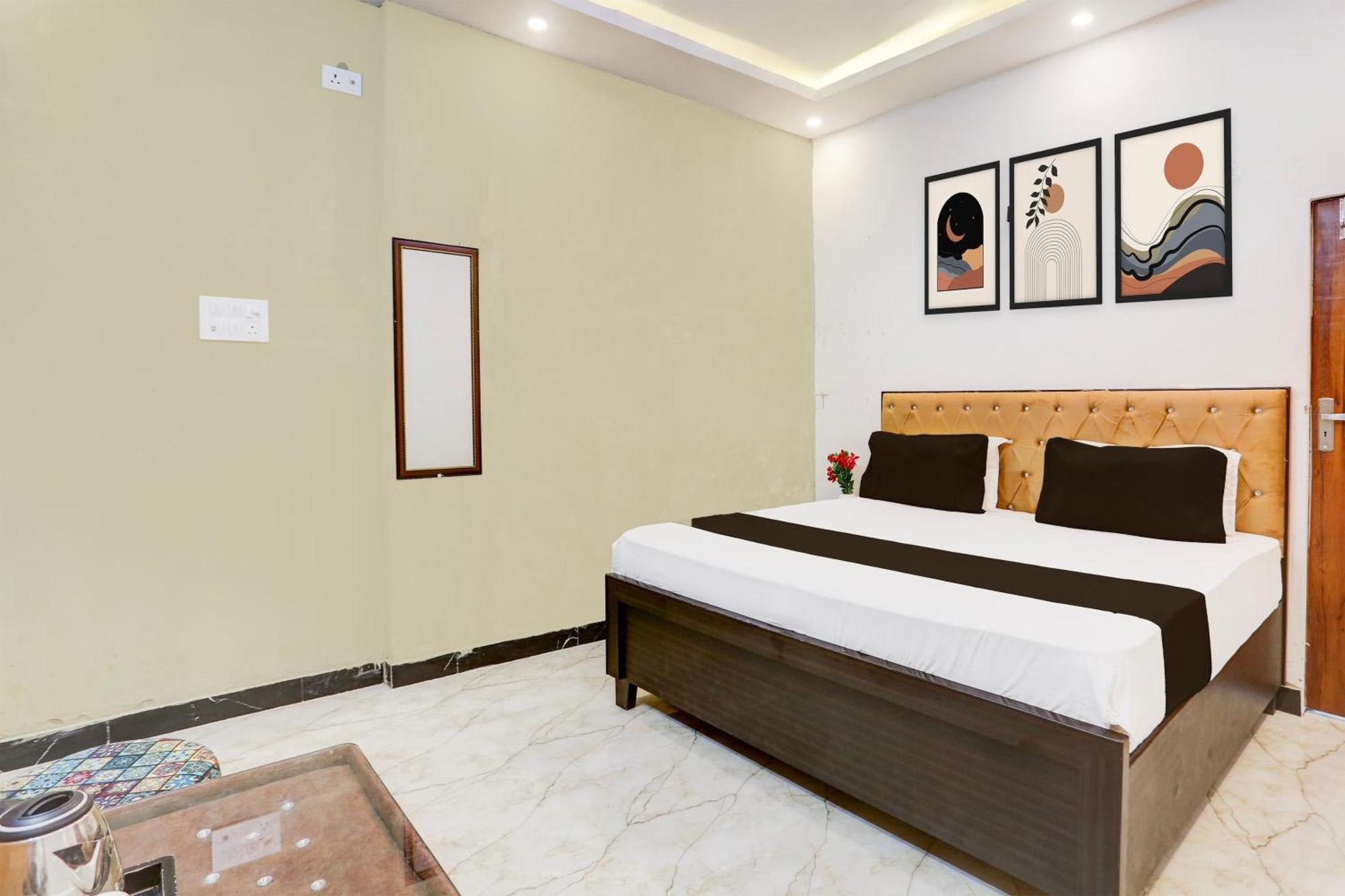 Hotel O Ratna Hotel And Restaurant Аллахабад Экстерьер фото